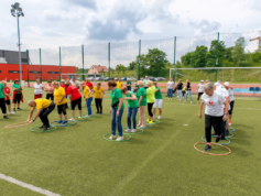 Wielicka Spartakiada Seniorów. Wyścig z obręczami / Fot. Stowarzyszenie Wielicki Uniwersytet Trzeciego Wieku