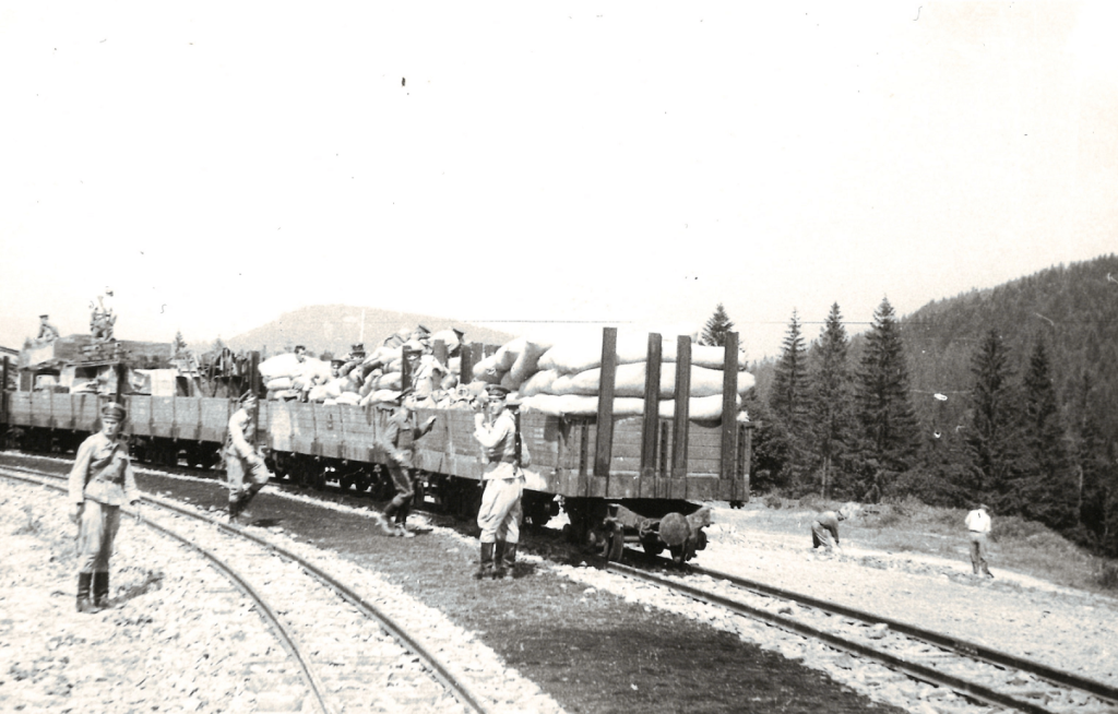 Kolejka Bieszczadzka na szlaku Nowy Łupków – Cisna, Bieszczady 1956 roku